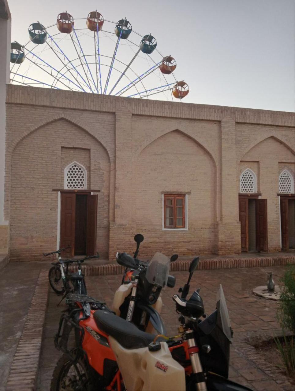 Carousel Hotel Khiva Exterior photo